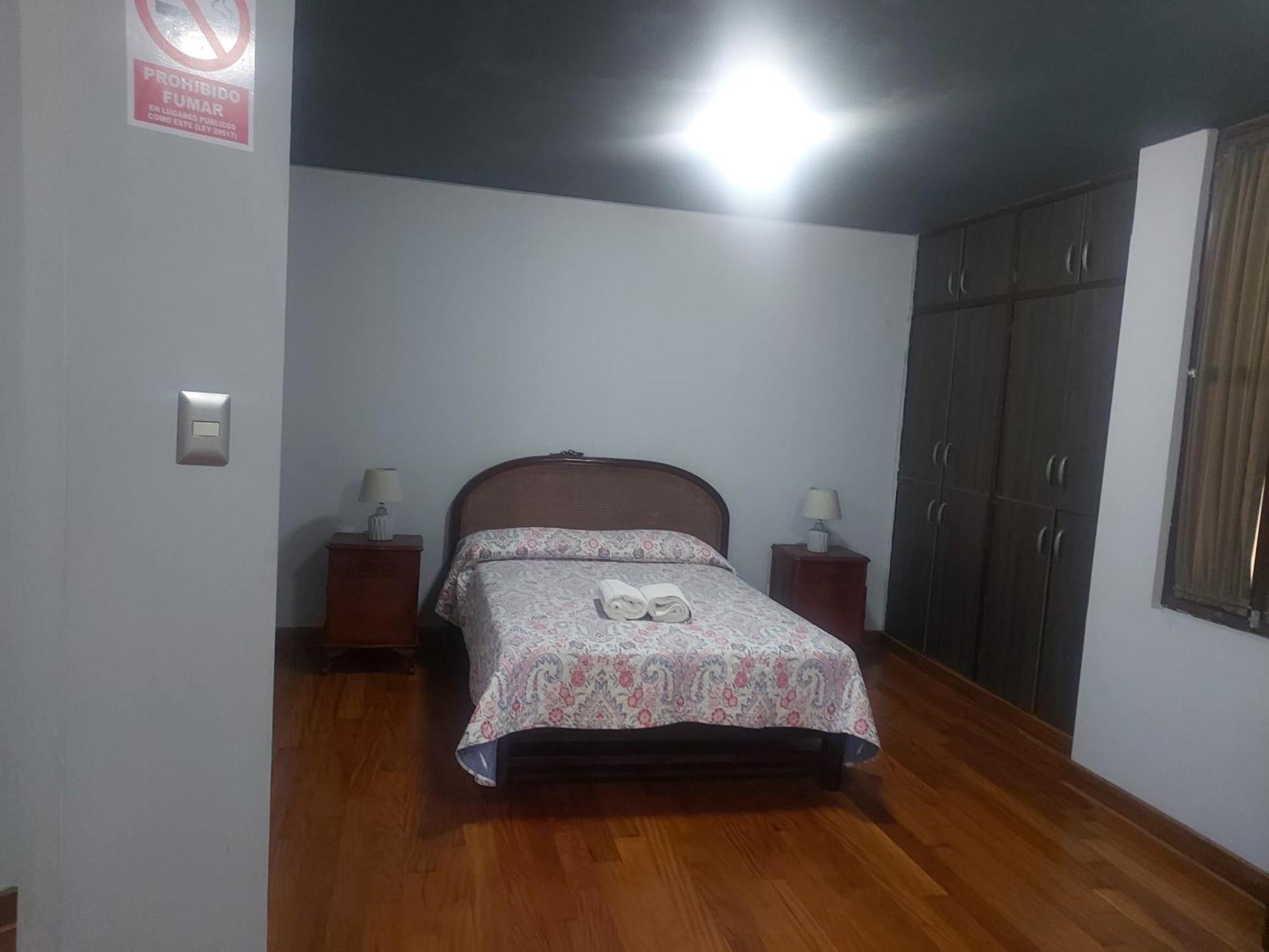 Global Family Backpackers Hostel Lima Exterior photo